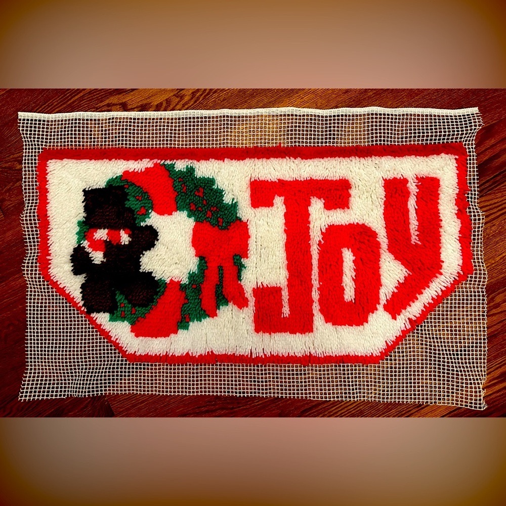 Christmas Latch Hook “Teddy’s Joy”